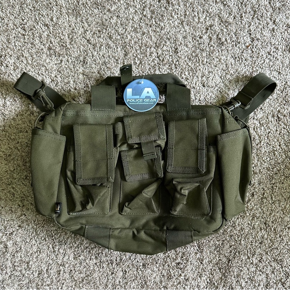 NWT LA Police Gear Tactical Bail Out‎ Gear Bag Military Green Shoulder Strap New
